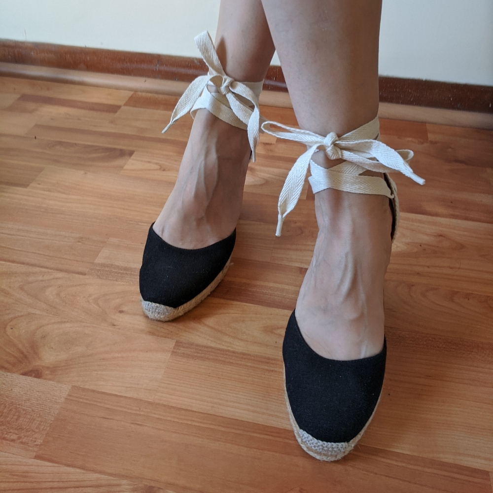 Soludos black linen wedge espadrilles with ties